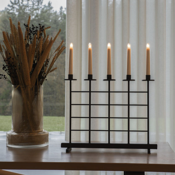 Black Square Lattice Candlestick Bridge with 5 LED Lights