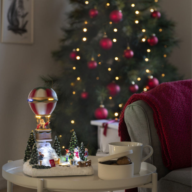 Festive Animated Santa's Hot Air Balloon Ride