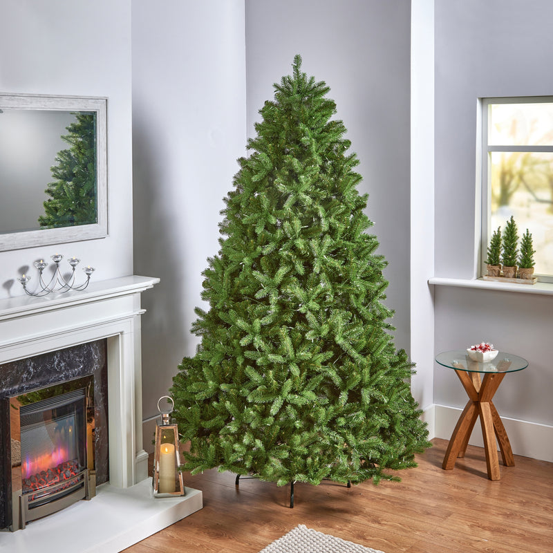 7.5ft Pre Lit Newberry Real Feel Spruce Tree with 750 Warm White LEDs