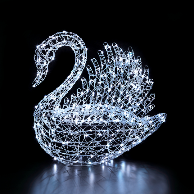 1m White Rattan Serpentine Swan With Colour Changeable LED's and Remote Control