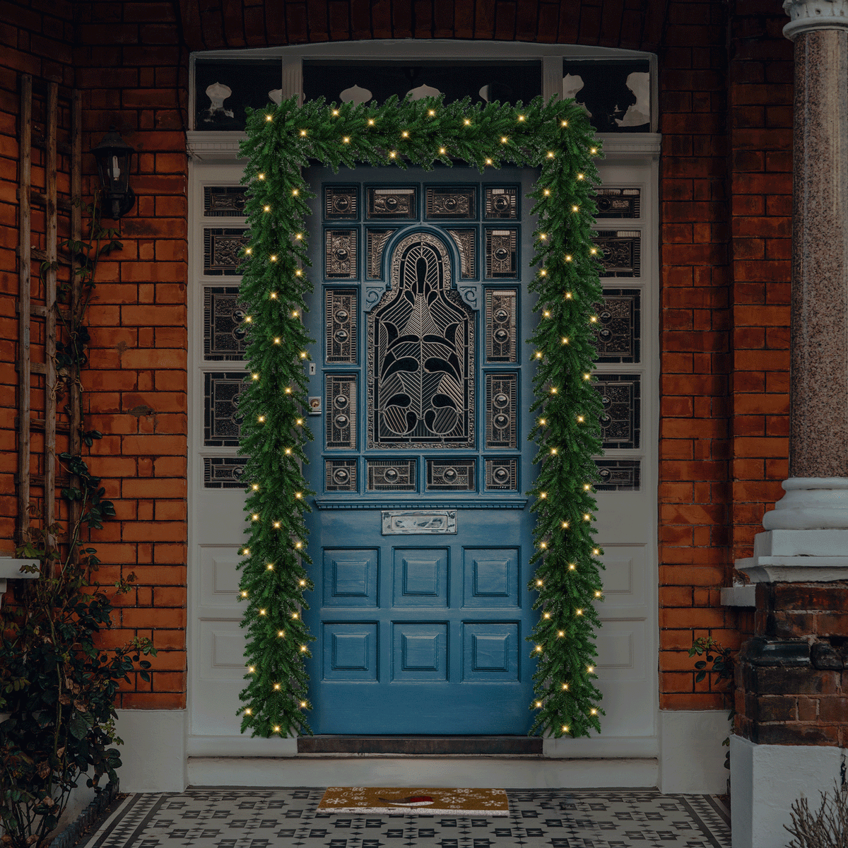 5.3m Giant Christmas Door Garland Kit with 100 LED Battery Lights